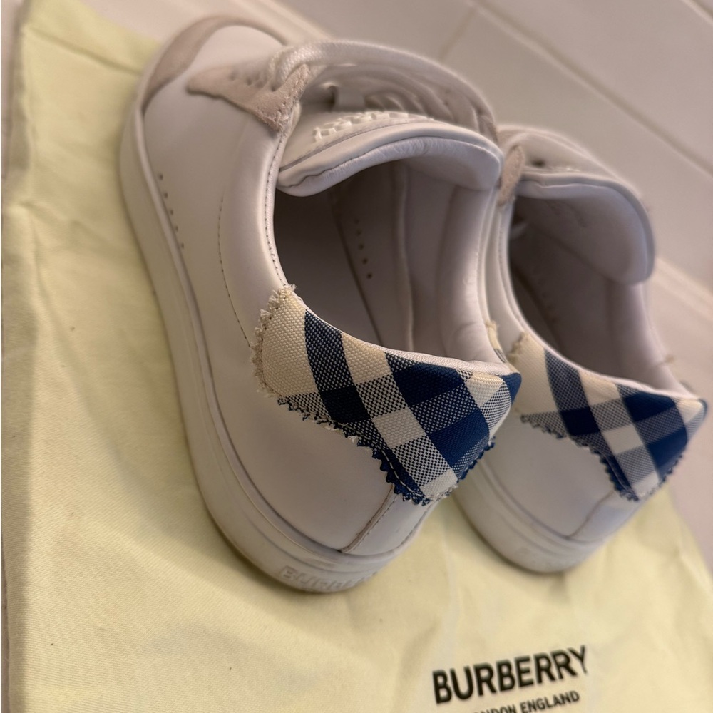 Burberry White Leather Sneakers with Blue Check Heel - Picture 1 of 5